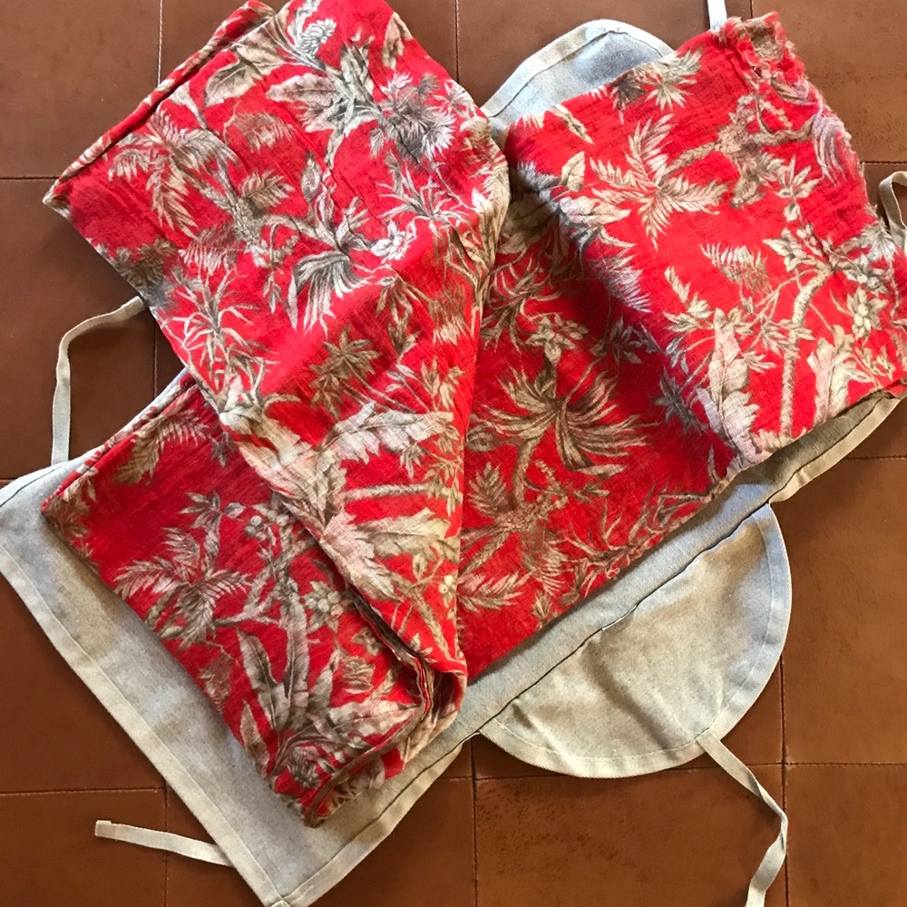 100% Linen Floral Scarf
